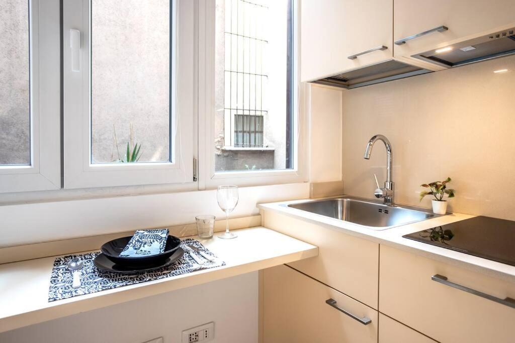 Duomo'S Nest - Central Mini-Apt Mailand Exterior foto